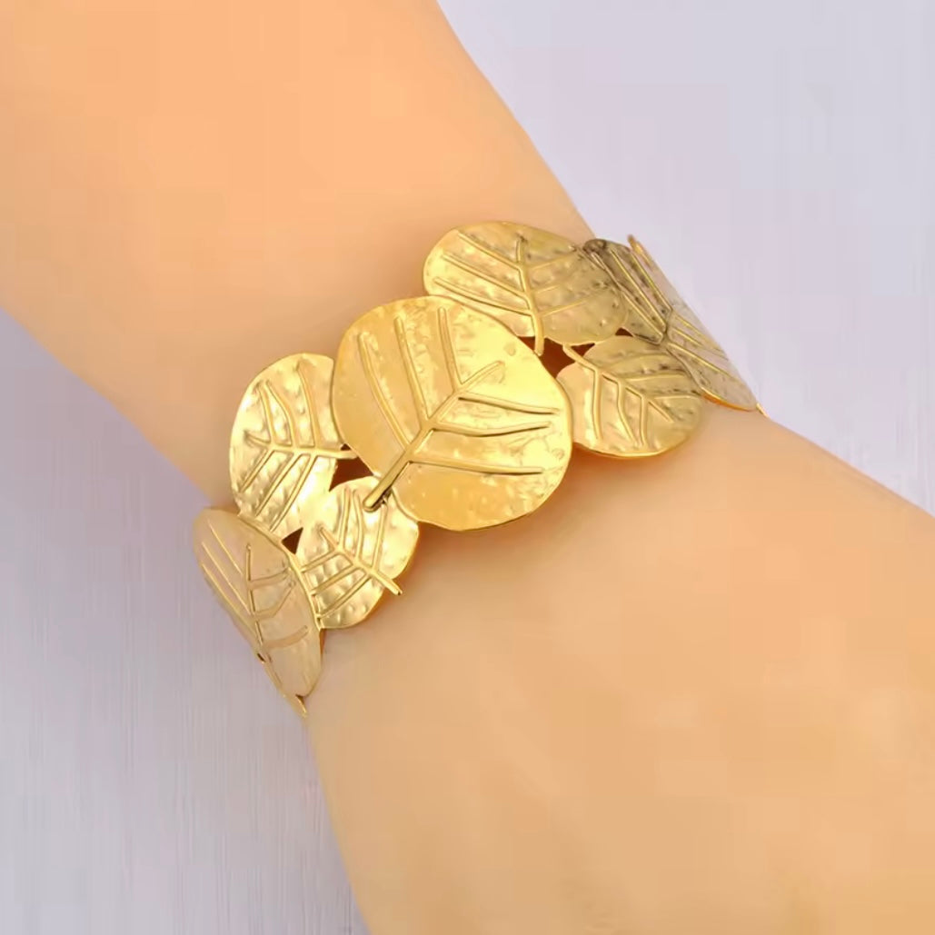 Ovate Gold Bangle