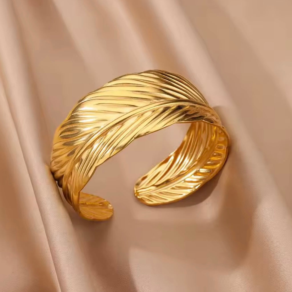 Gold Leaf Bangle