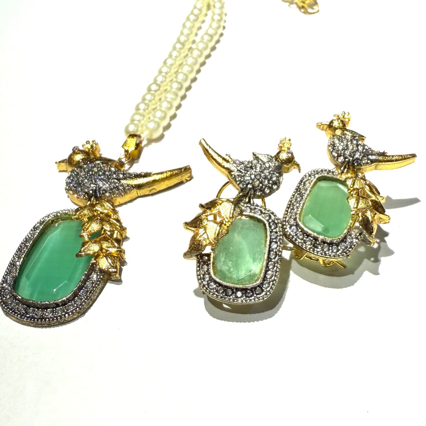 Zircon Chirya - Mint Green