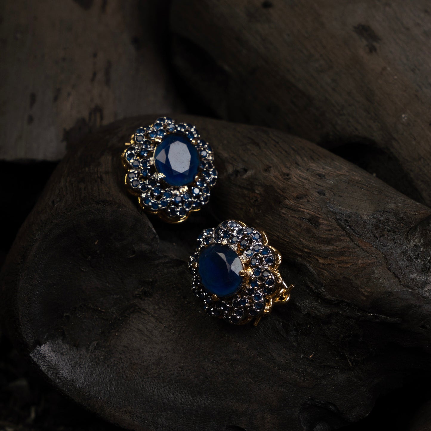 Sapphire Lavaliere