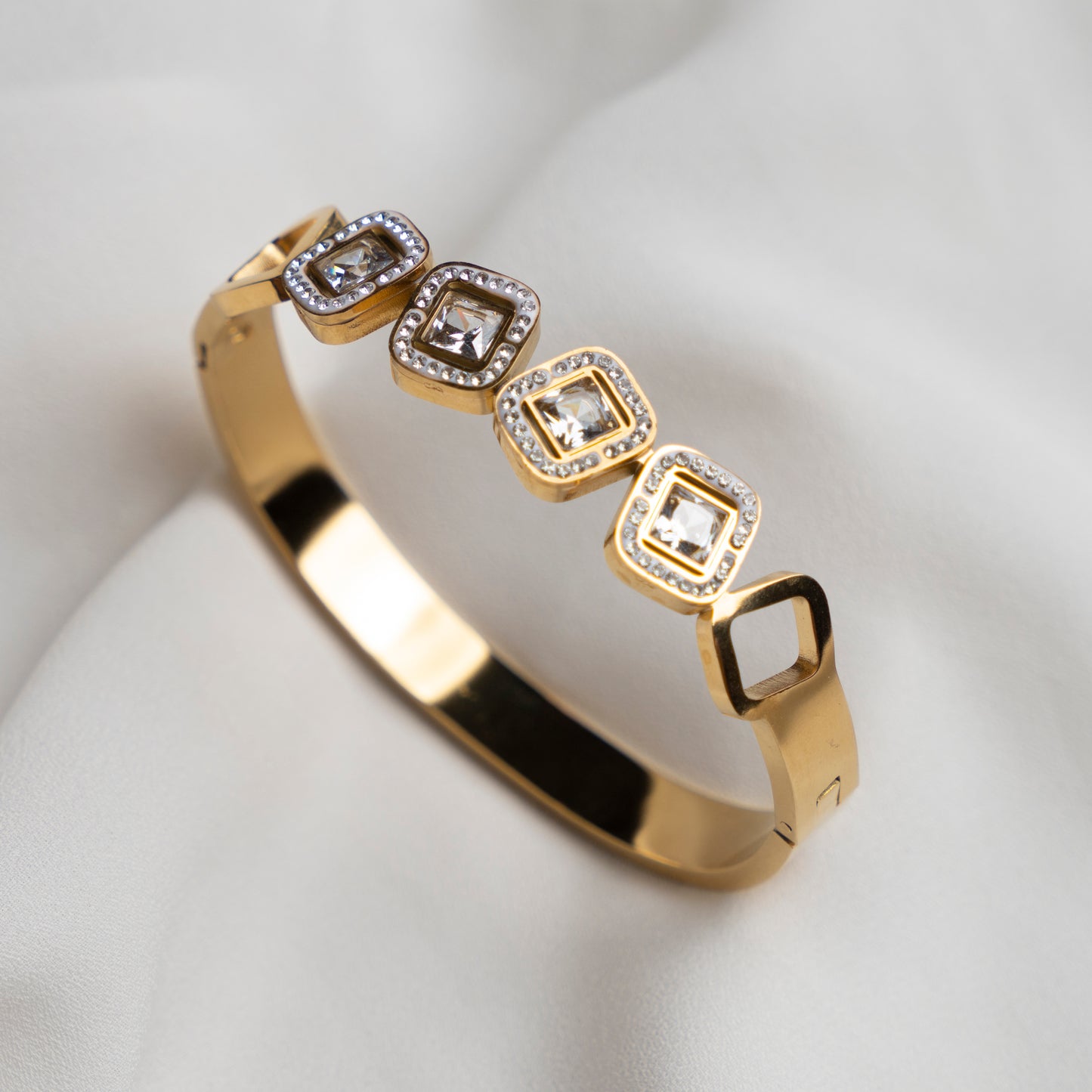 Cuban Zircon Bangle