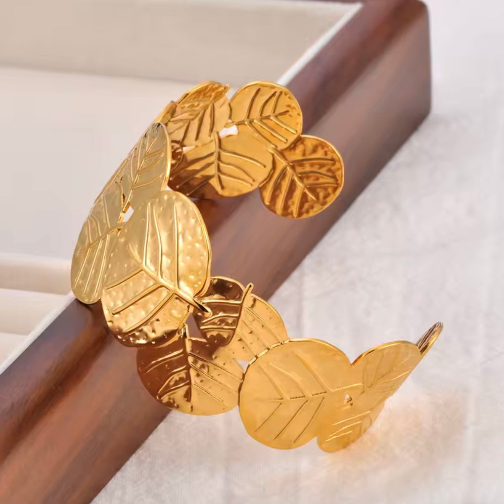 Ovate Gold Bangle