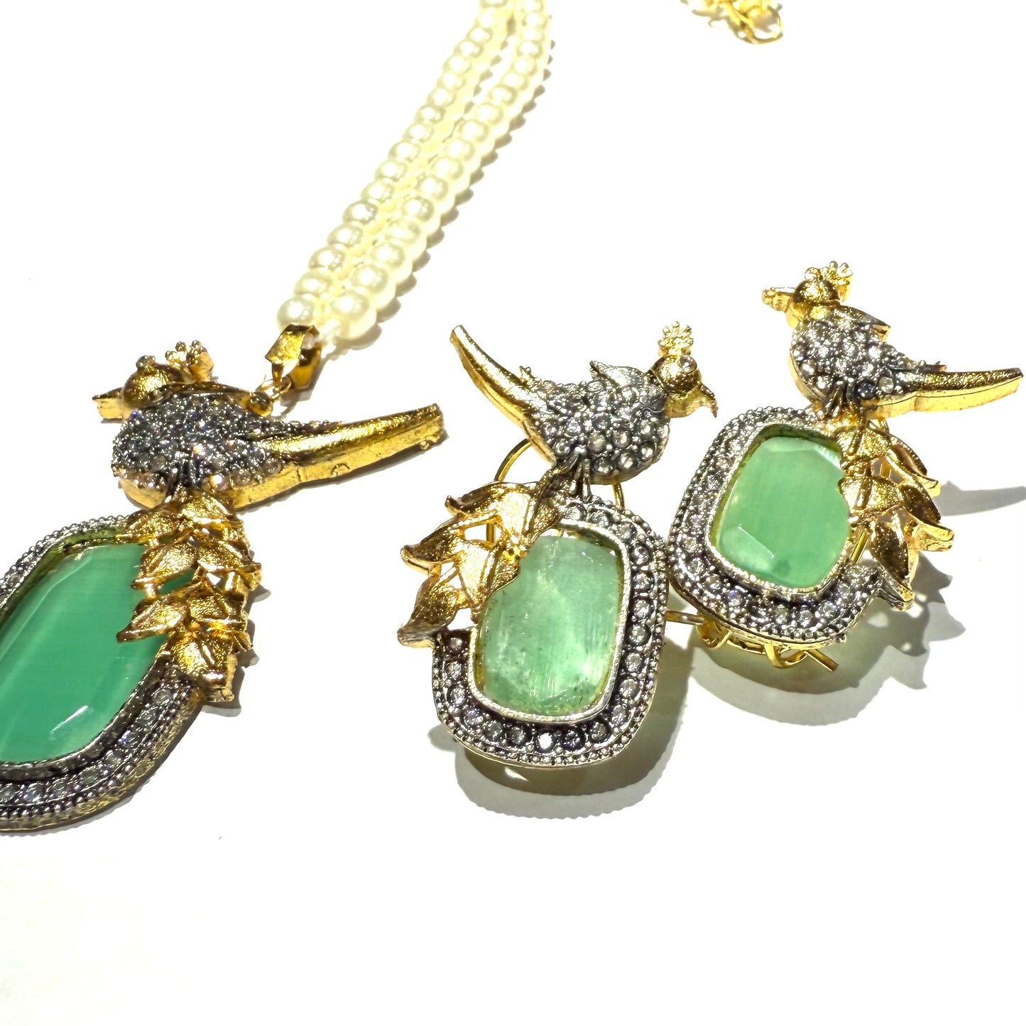 Zircon Chirya - Mint Green