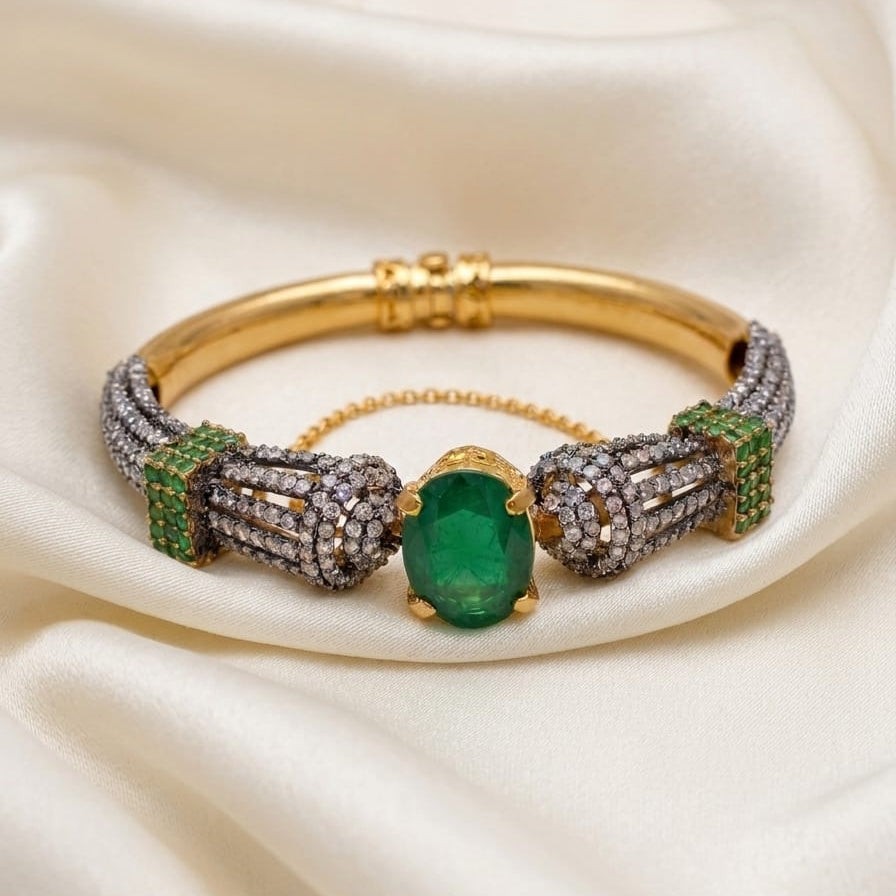 Regent Emerald Bangle