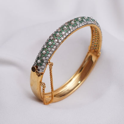 Serene Emerald Floral