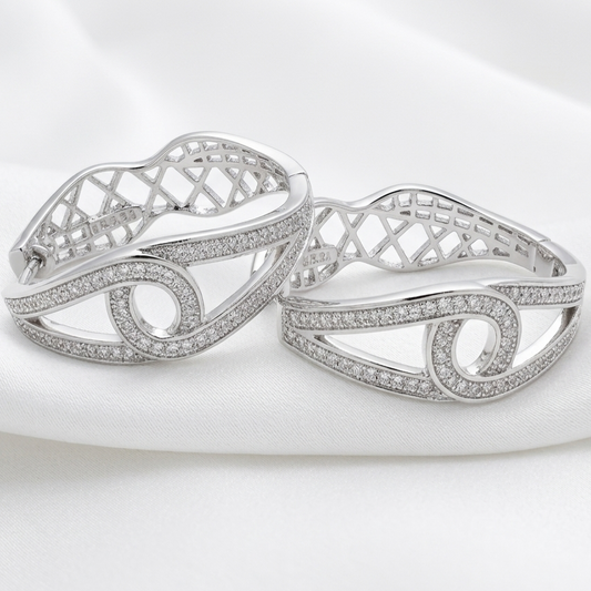 Lattice link hoops