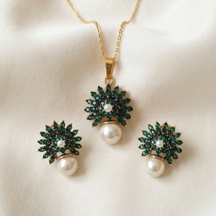 Emerald Swerve Pearl