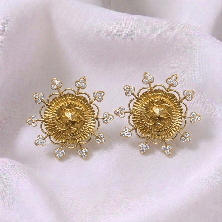 Crystal Wreath Stud