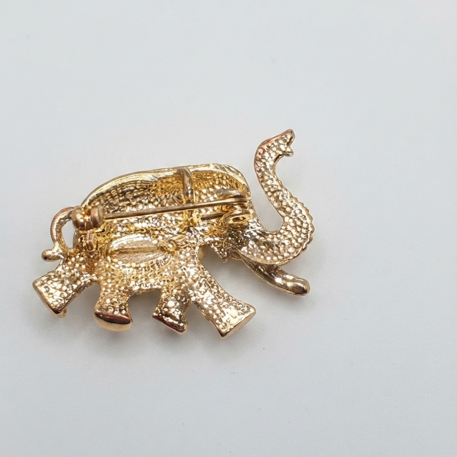 Oasis Elephant Pin