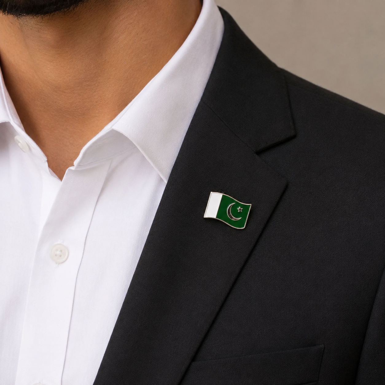 Wavy Flag Pin Silver