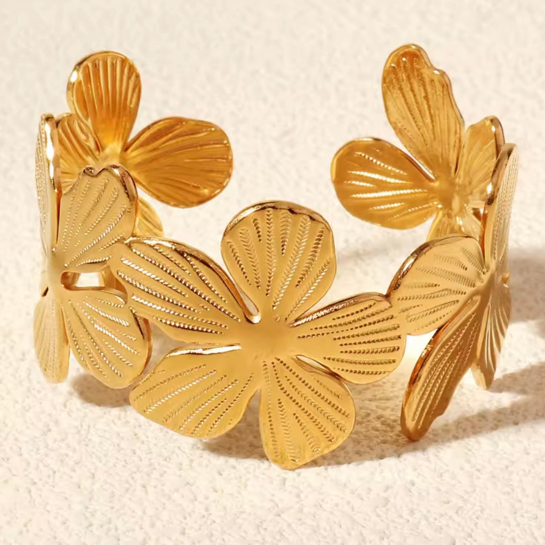 Vintage Floral Bangle