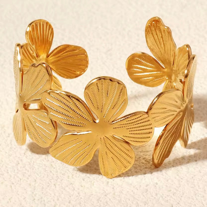Vintage Floral Bangle