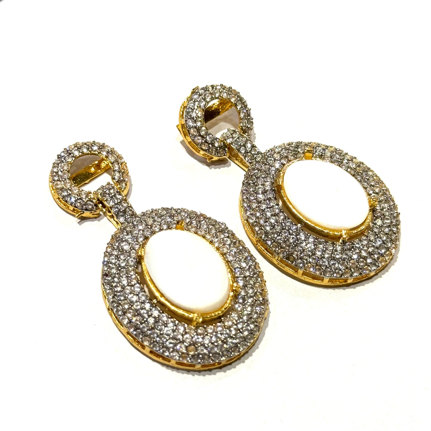 Pearl Oval Enchantment