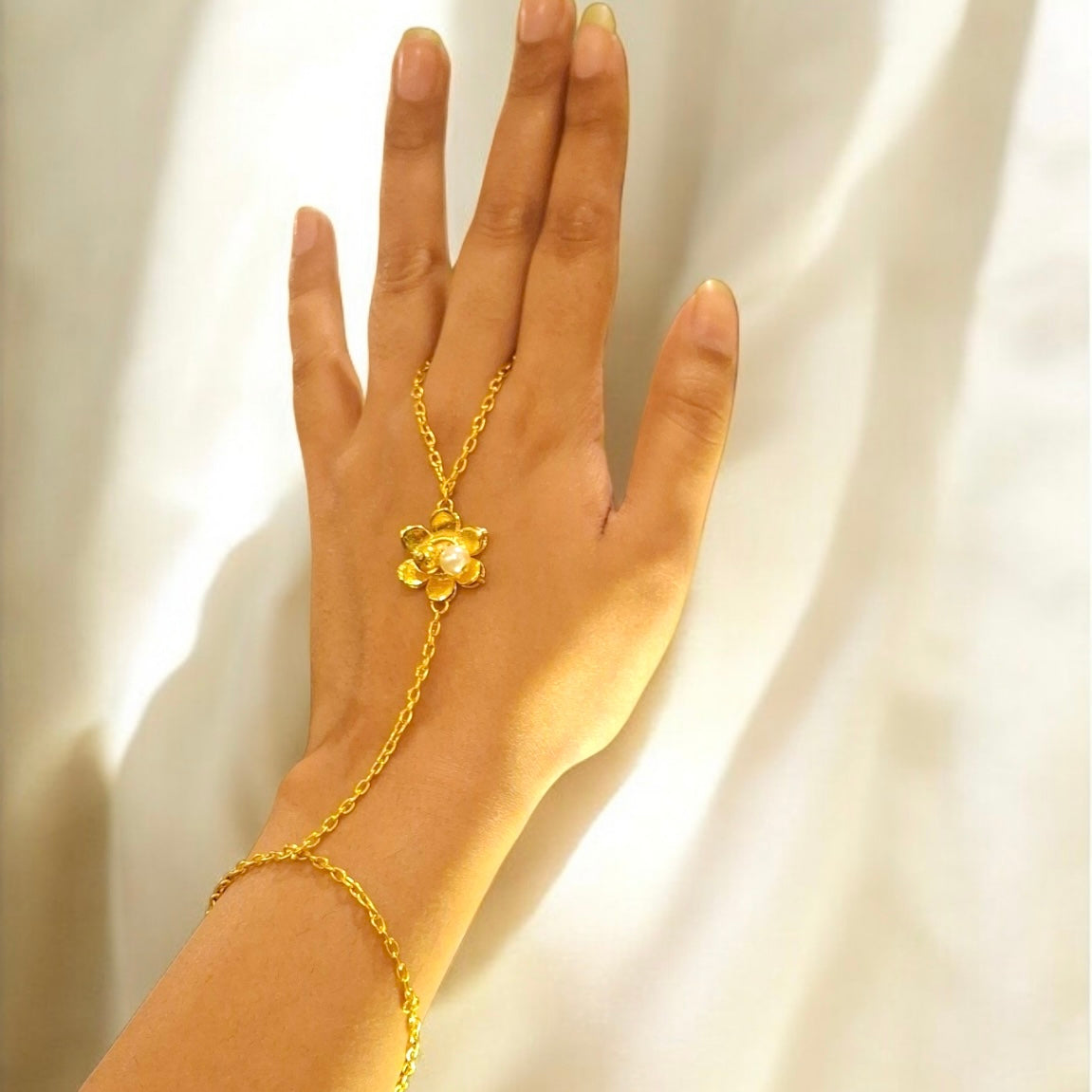 Phool Pearl Angla