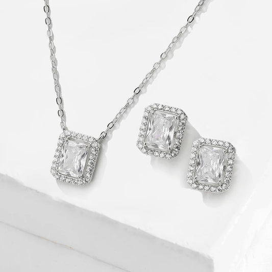 Zircon Cube Pendant Set