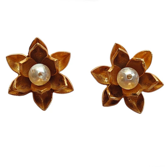 Lotus Kanwal Studs
