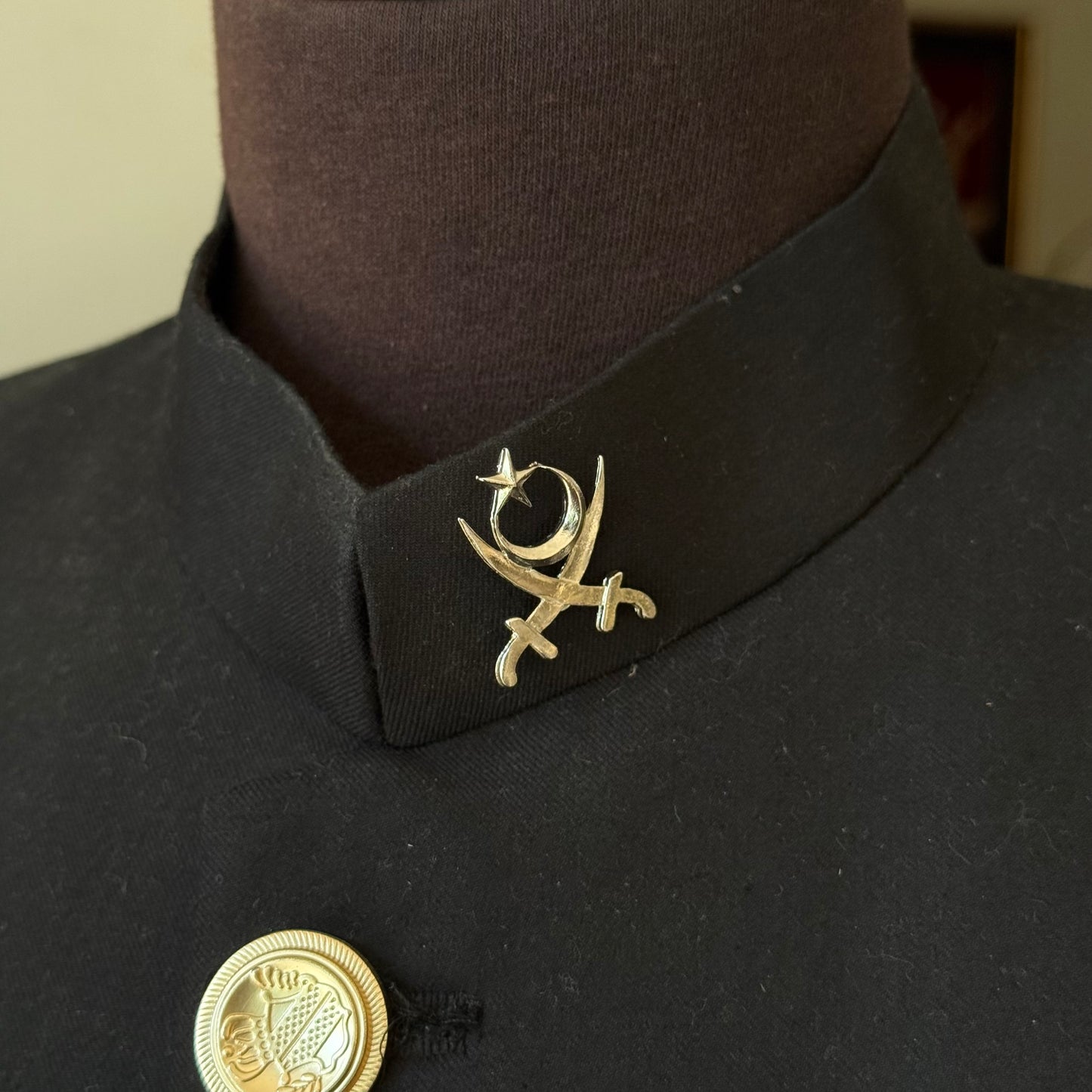 Heritage Pin - Silver Plated