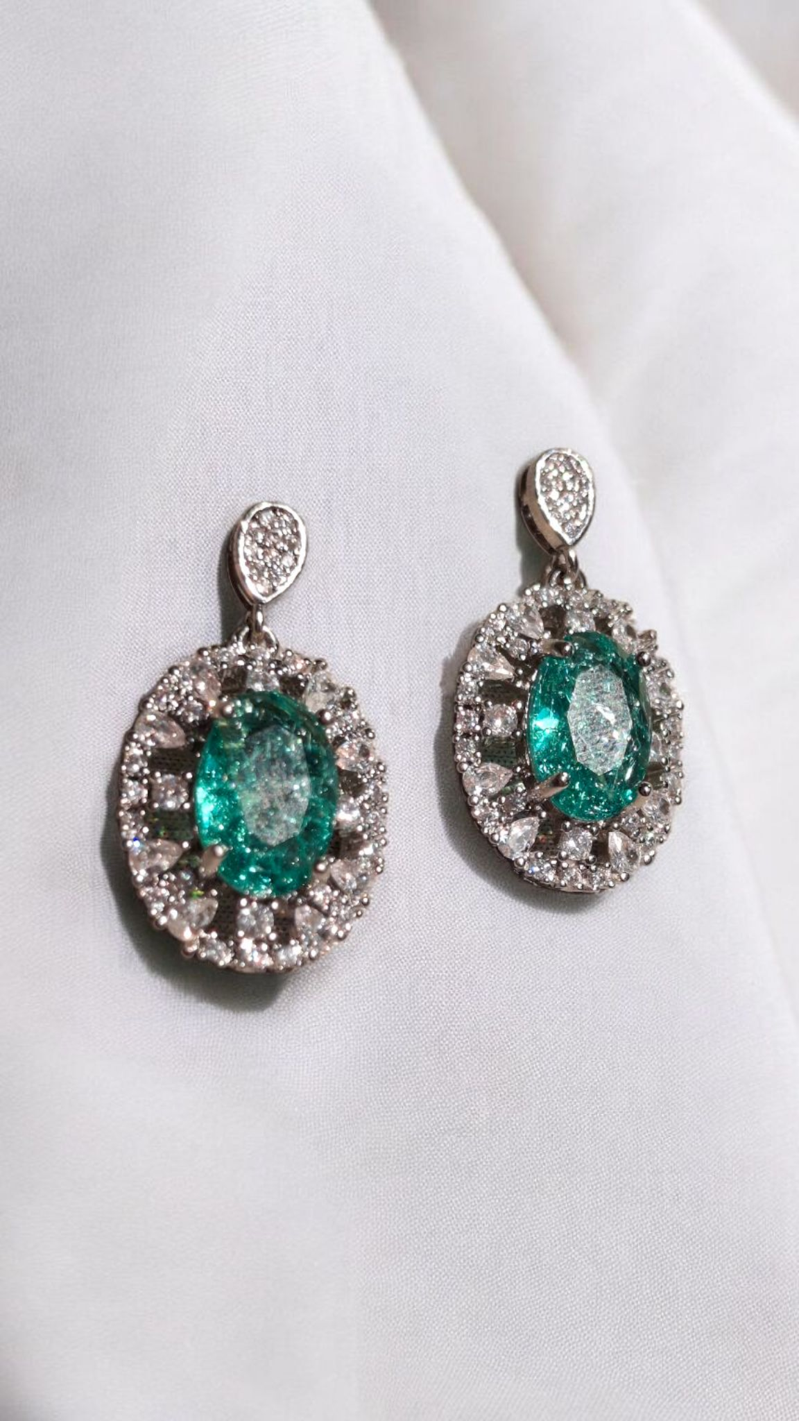 Emerald Zircon Drop