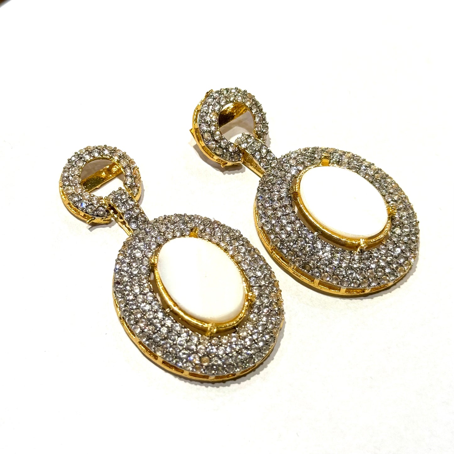 Pearl Oval Enchantment