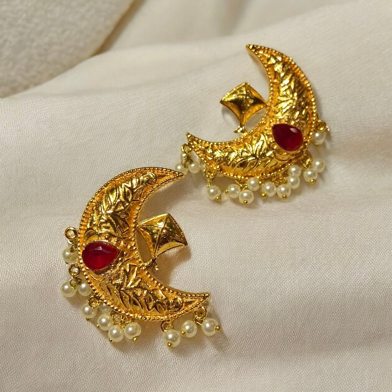 Chaand Ruby Patang