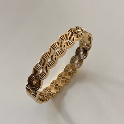 Infinity loop