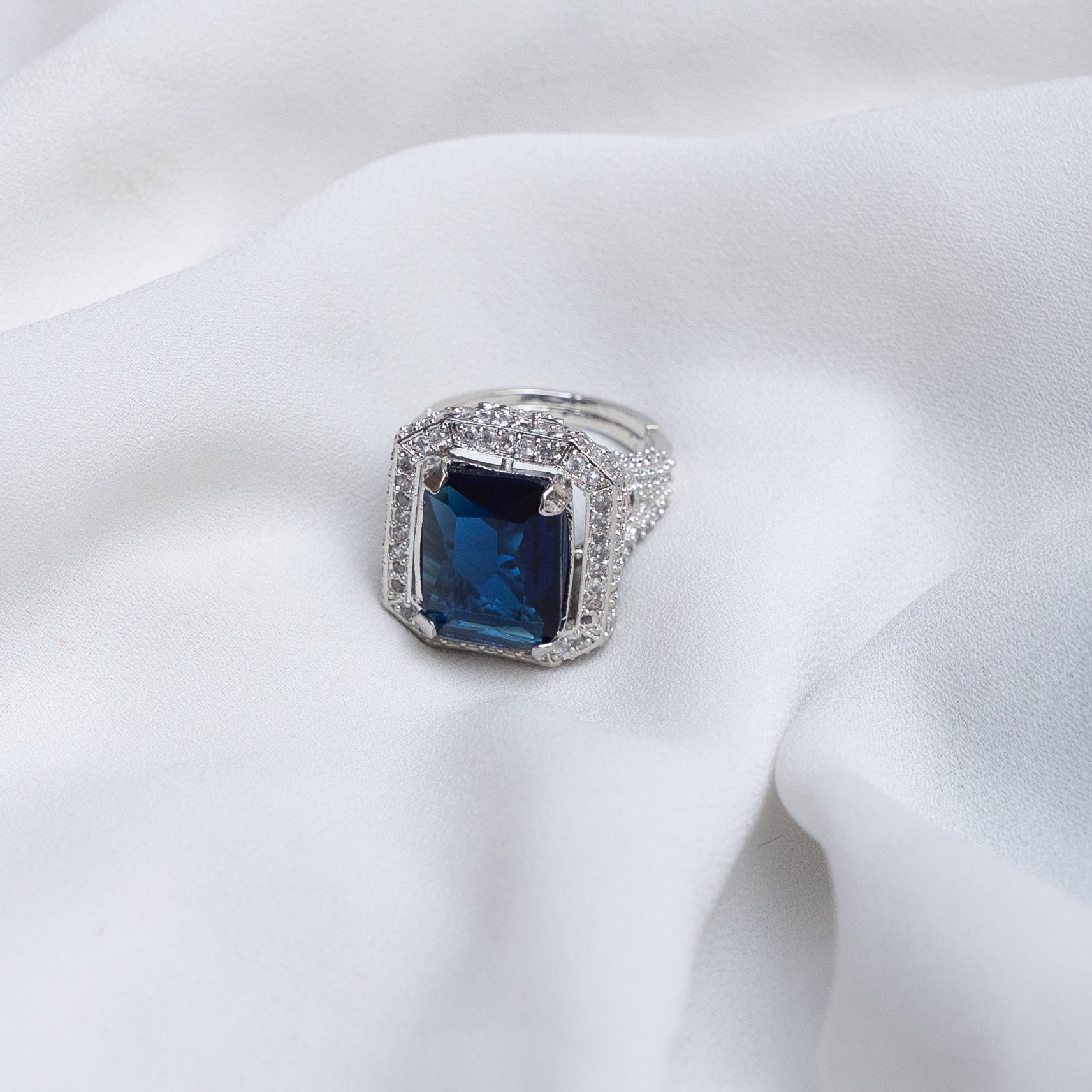 Elara Ring