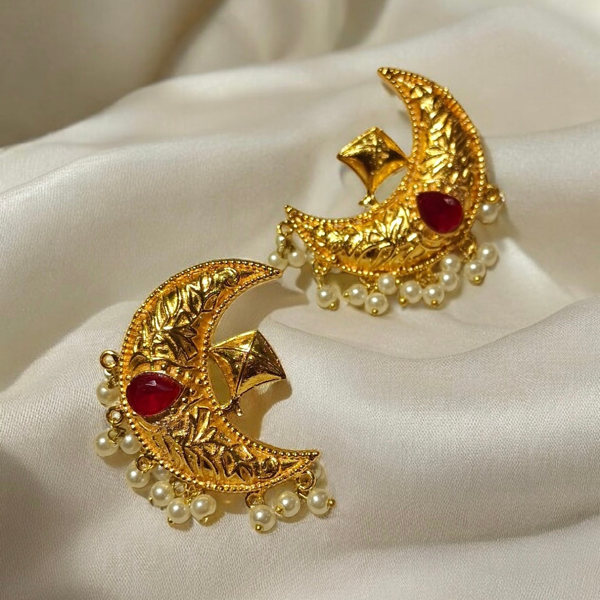 Chaand Ruby Patang