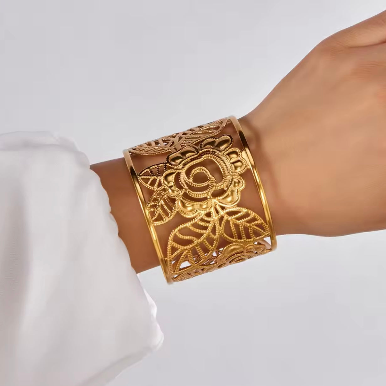 Radiant Wide Cuff