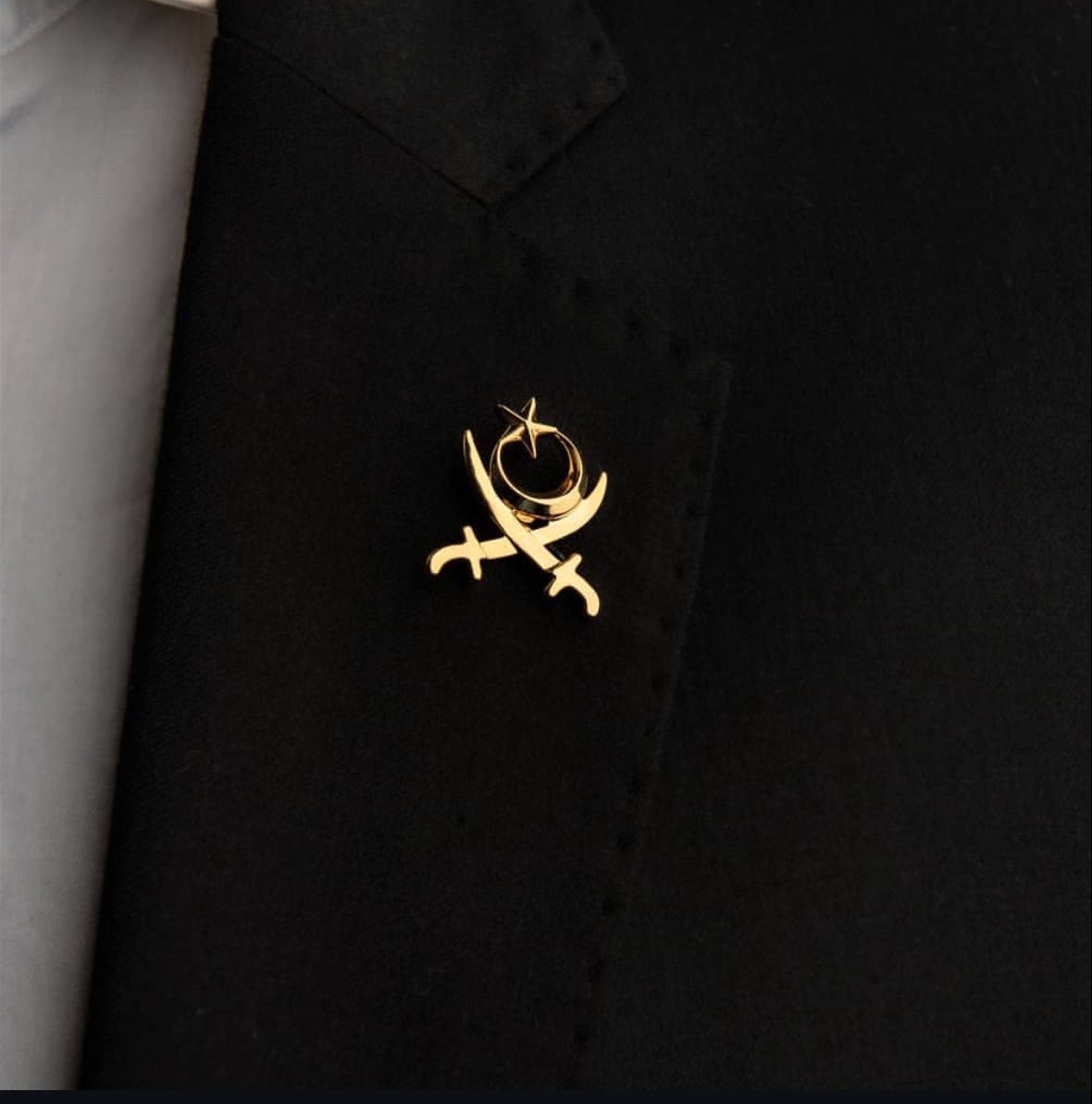 Heritage Pin - Gold Plated