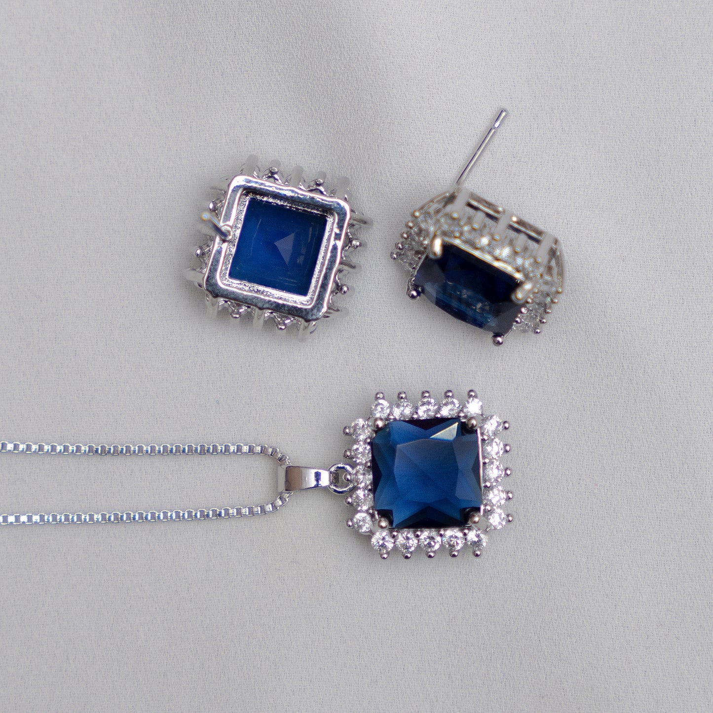 Sapphire Cube Pendant Set