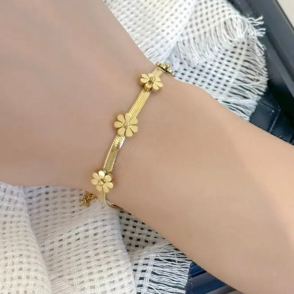 Golden Flower Bracelet