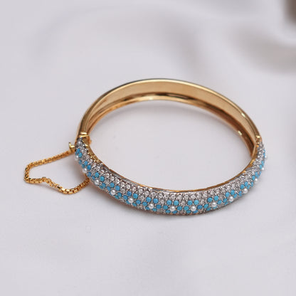 Serene Feroza Floral