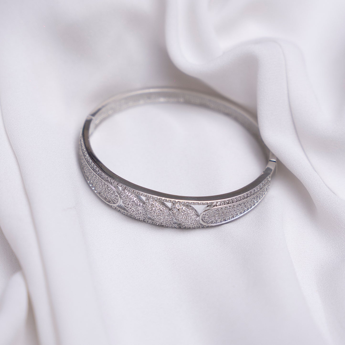 Petal Zirconia