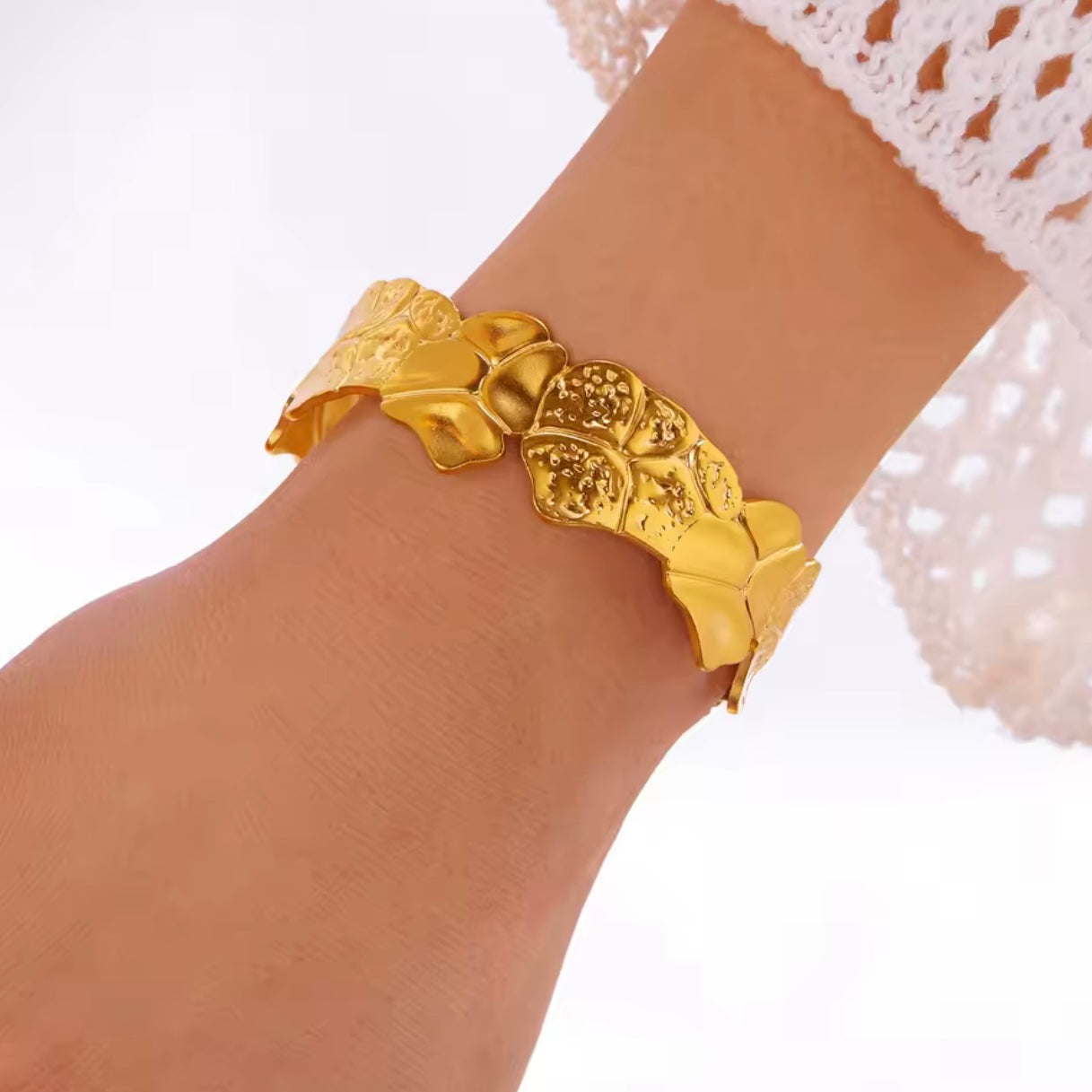 NAQ cuff