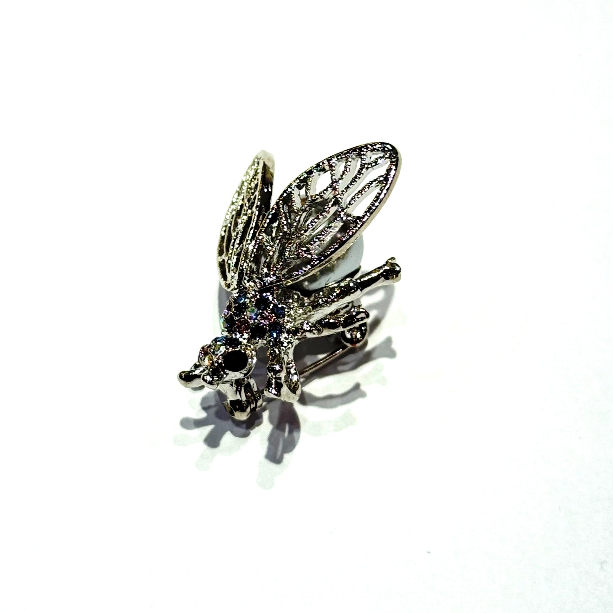 Pearl Bee