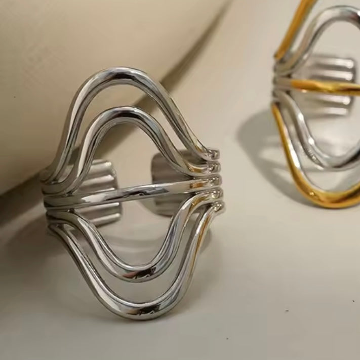 Silveroin Oval Ring