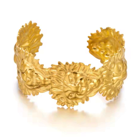 Roar Cuff