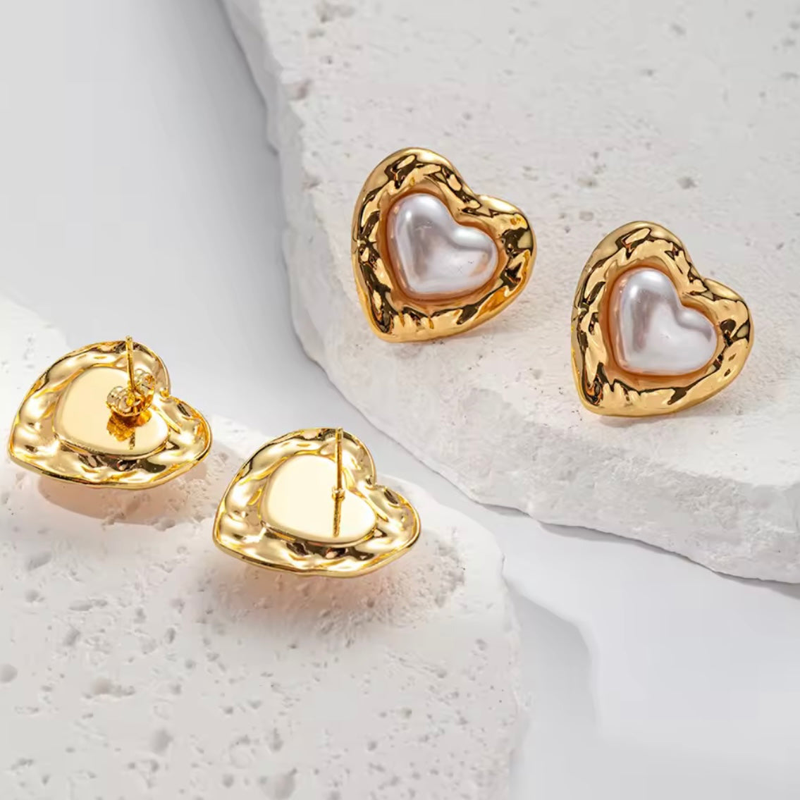 Pearl heart Stud