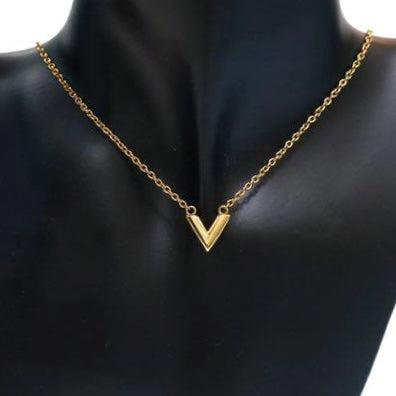V pendant
