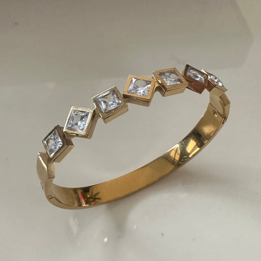 Prism Square Zircon