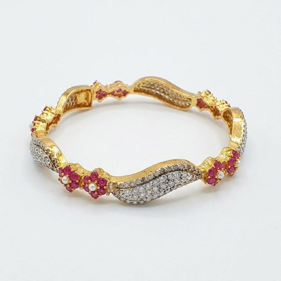 Zircon Wave Bangle