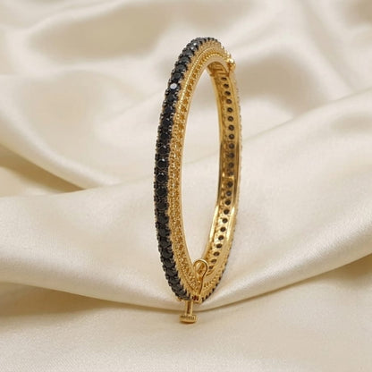 Luna Noir Bangle