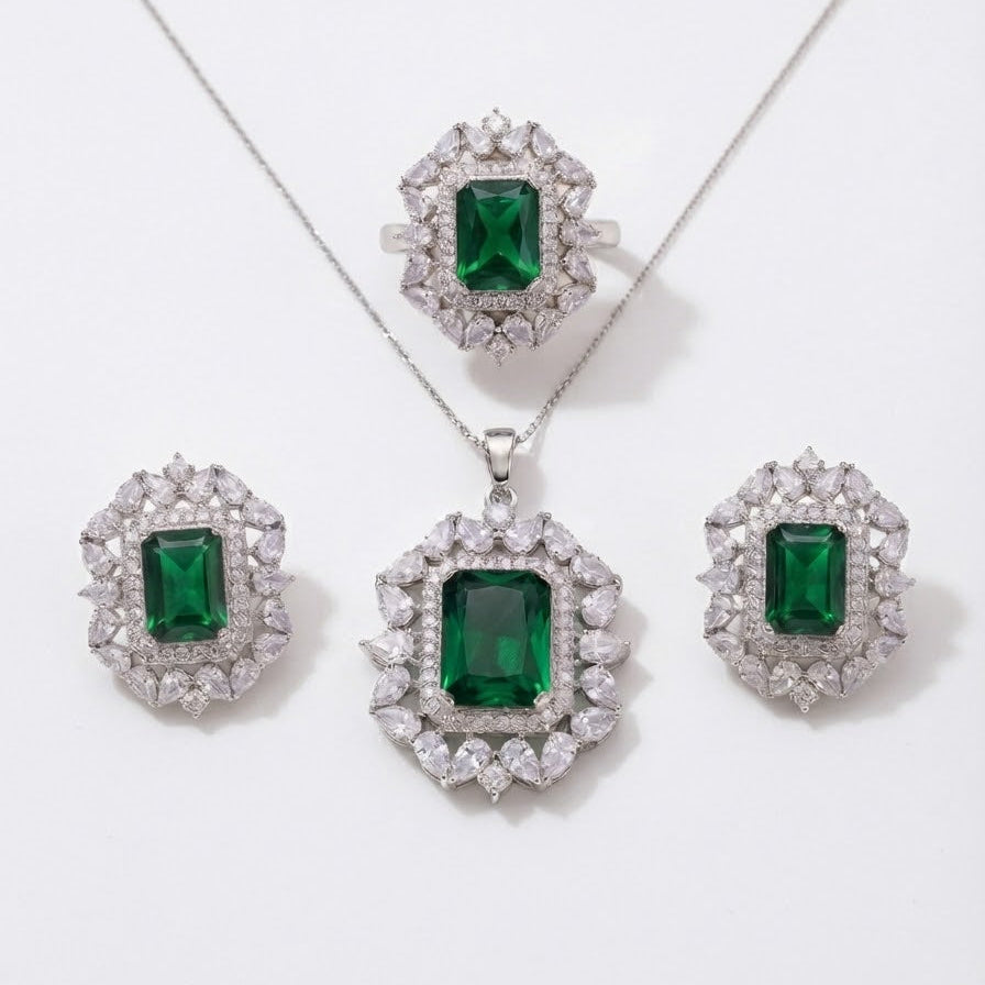 Majestic Emerald Pendant Set