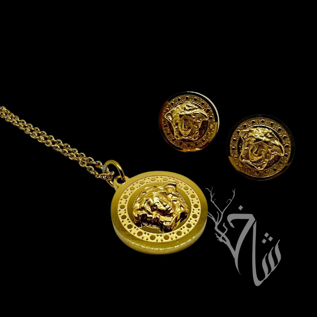 Engraved Medusa Pendant set